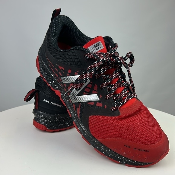 New Balance Fuelcore Nitrel V1 MTNTRCR1 All Terrain Shoes Size 11 4E - Picture 1 of 10